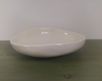 Assiette creuse en porcelaine