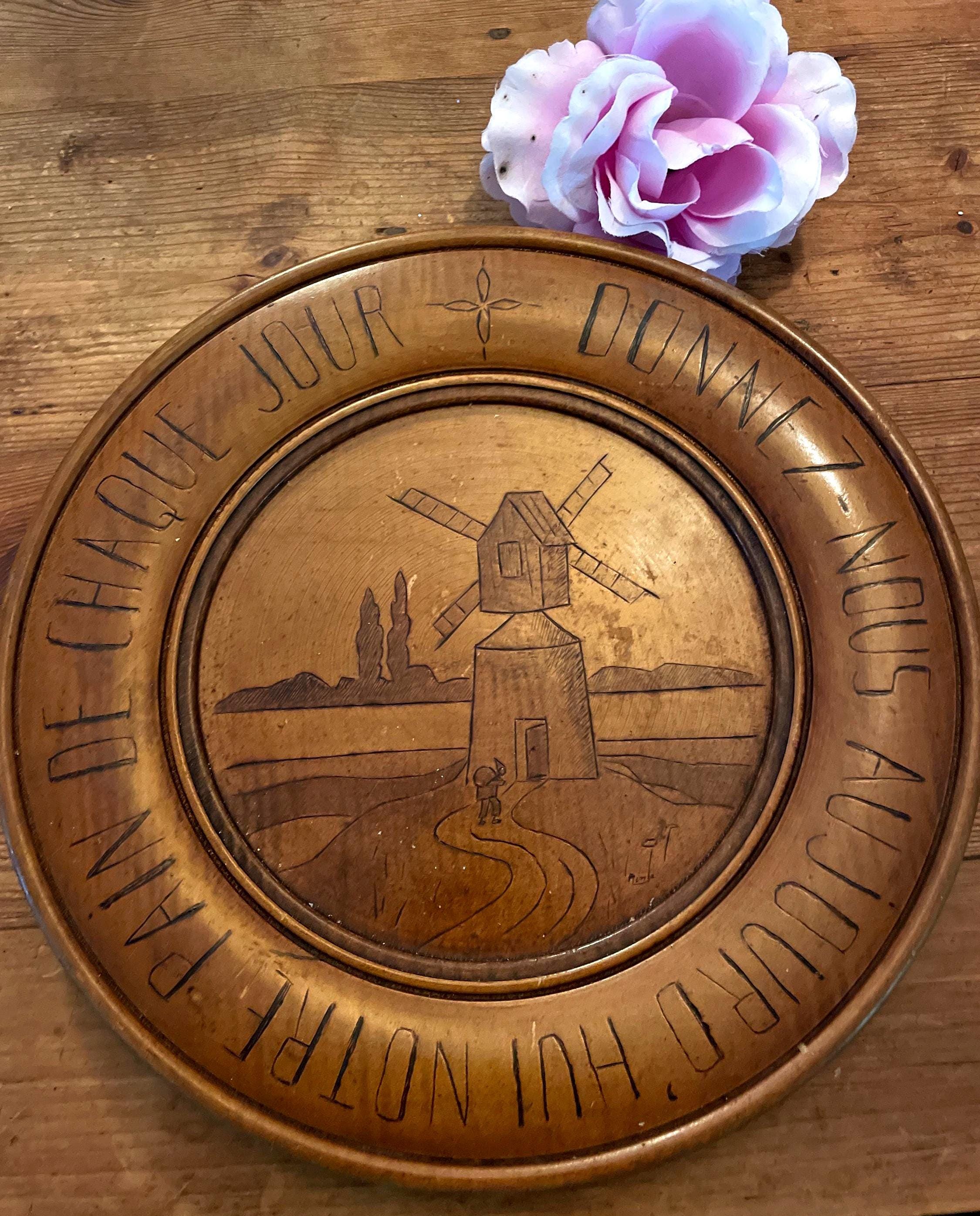 Vintage französisches Brotbrett, handgeätzte Schrift, Windmühle