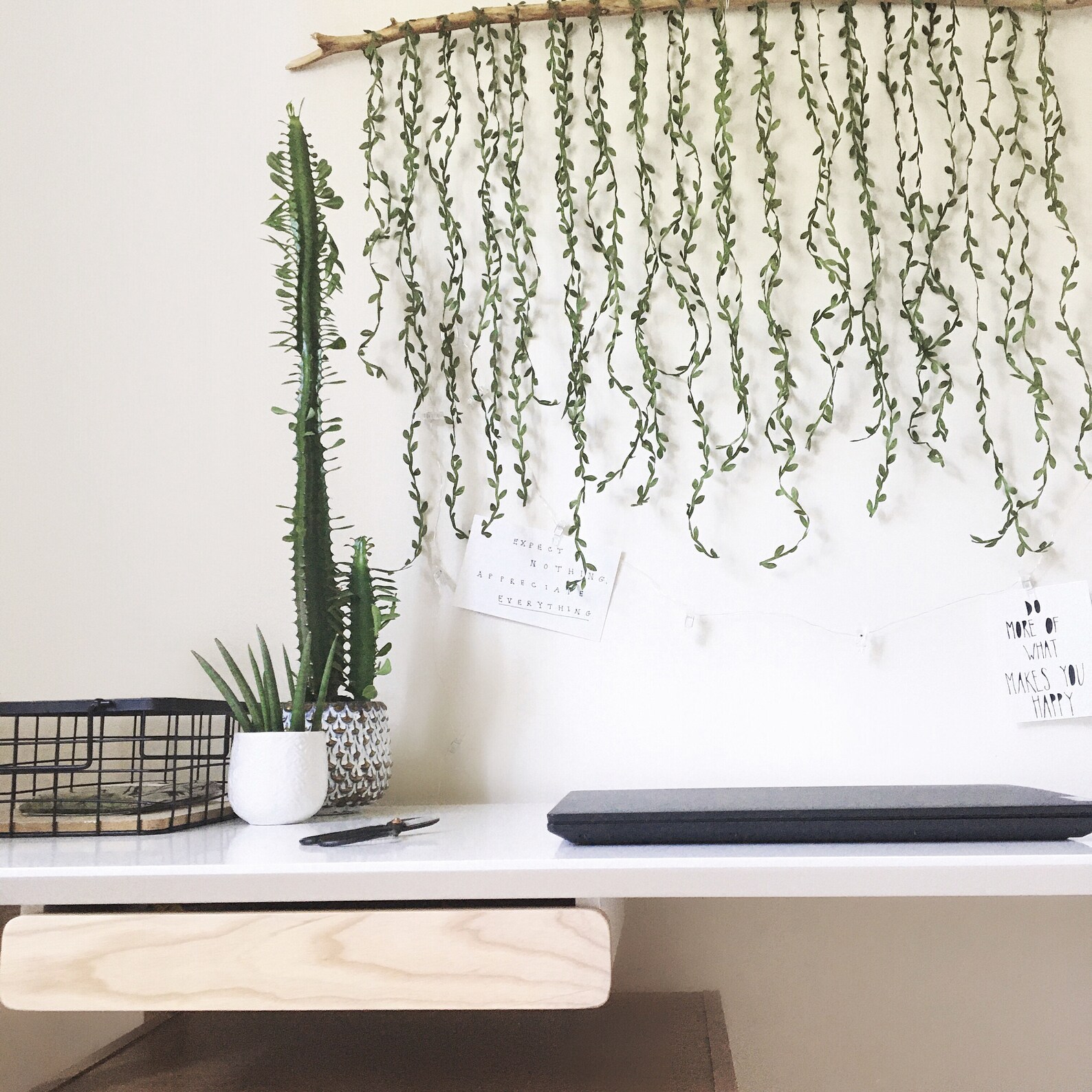 DIY Greenery Backdrop Green Wall Backdrop Vine Backdrop Etsy