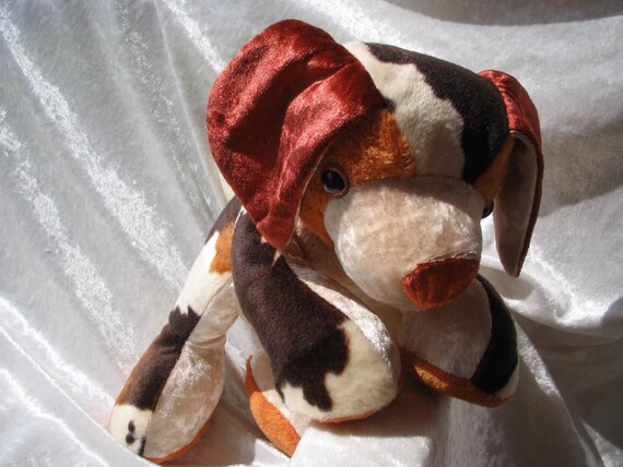 beagle plush toy
