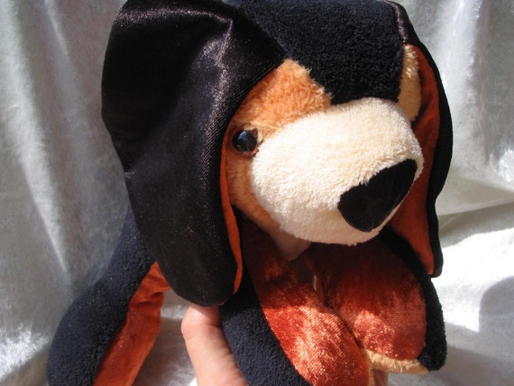coonhound stuffed animal