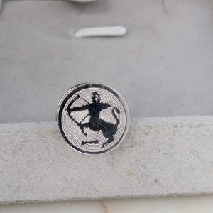Alfiler de corbata vintage de plata de ley con el signo del zodiaco Sagitario