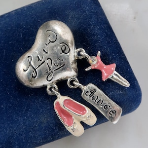 Vintage TC Live Love Dance Heart Brooch