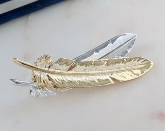 Vintage DANECRAFT Feather Brooch