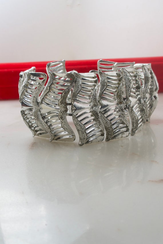 Vintage CORO Wide Silver Tone Link Bracelet - image 3