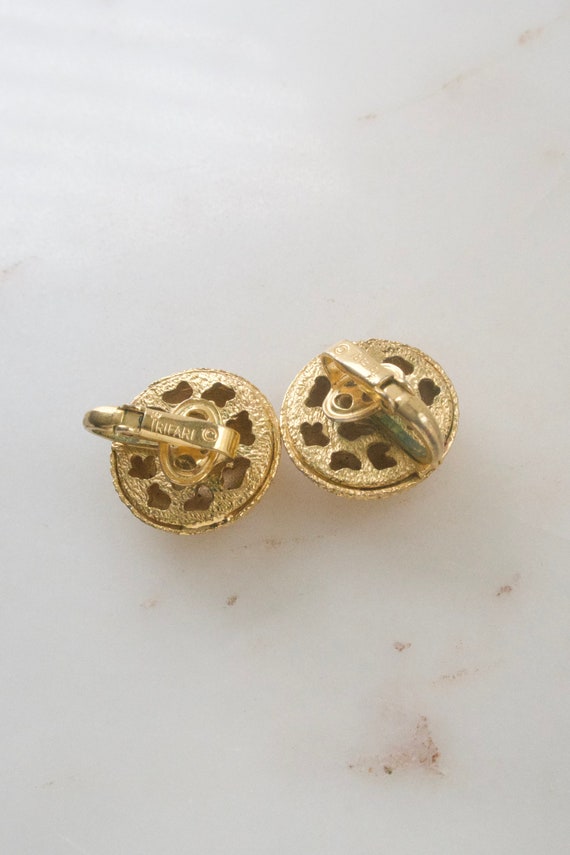 Vintage Crown Trifari Gold Button Clip On Earring… - image 9