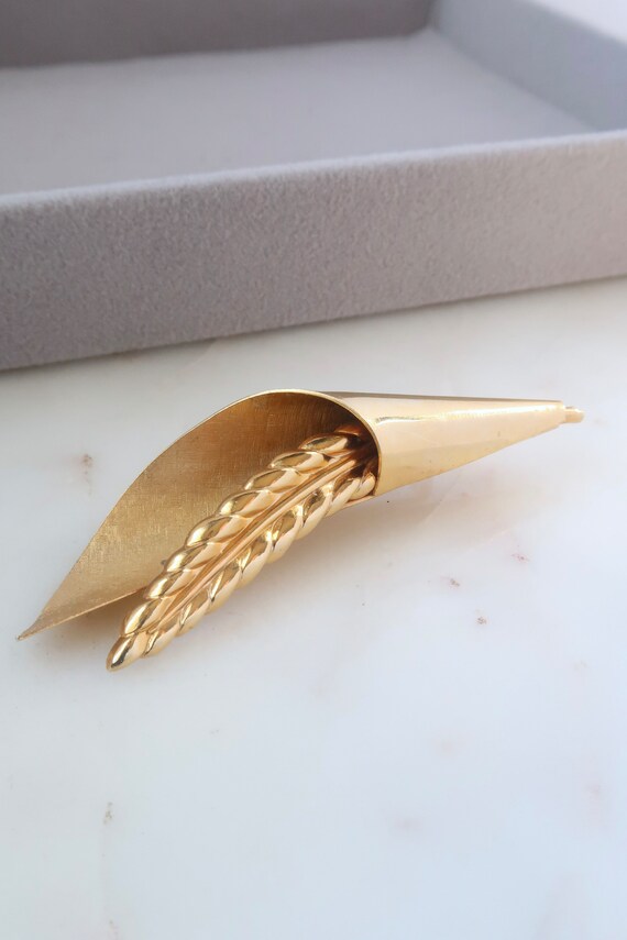 Vintage Gold Wheat Brooch - image 1
