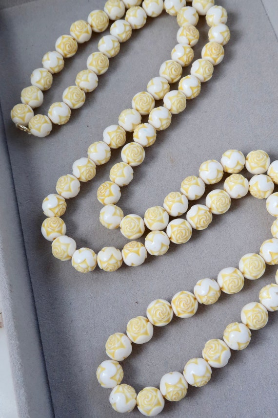 Vintage Yellow White Carved Flower Bead Necklace - image 1