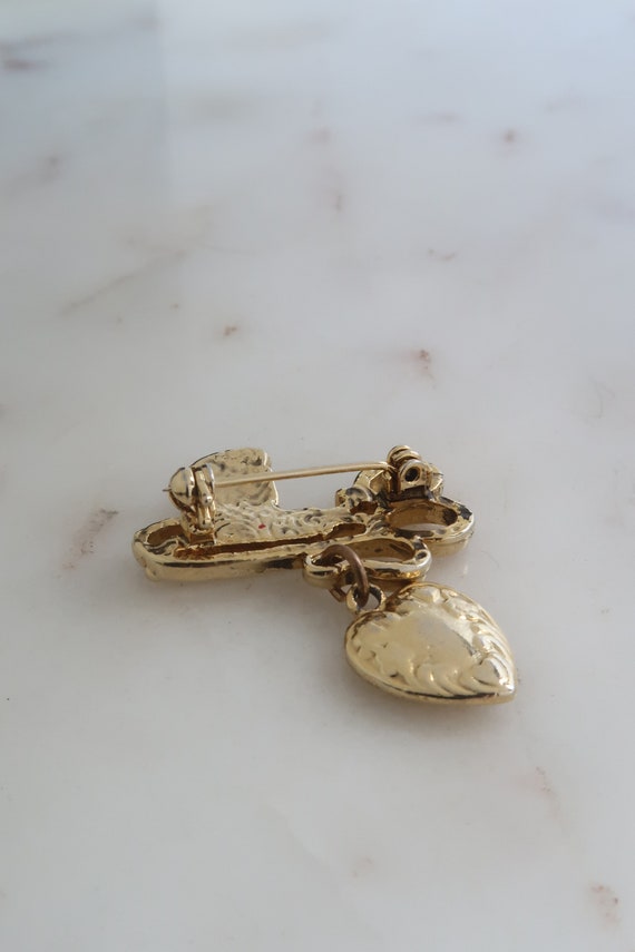 Vintage Gold Sewing Scissors Thread Brooch - image 5
