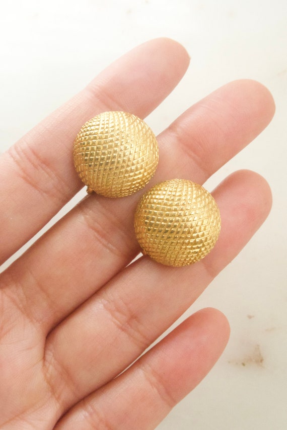 Vintage Crown Trifari Gold Button Clip On Earring… - image 3