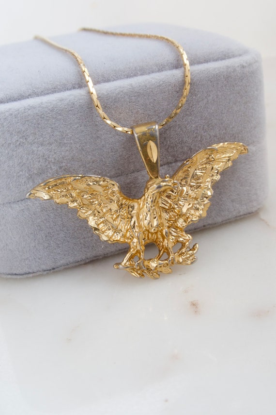 Vintage Gold Eagle Necklace - Eagle Pendant - Bir… - image 2