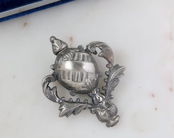 Vintage Art Nouveau Repousse Silver Brooch