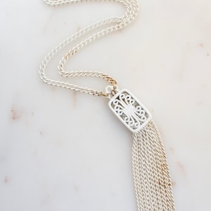 Vintage White Enamel Filigree Necklace