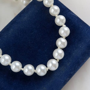 Vintage Pearl Bead Necklace