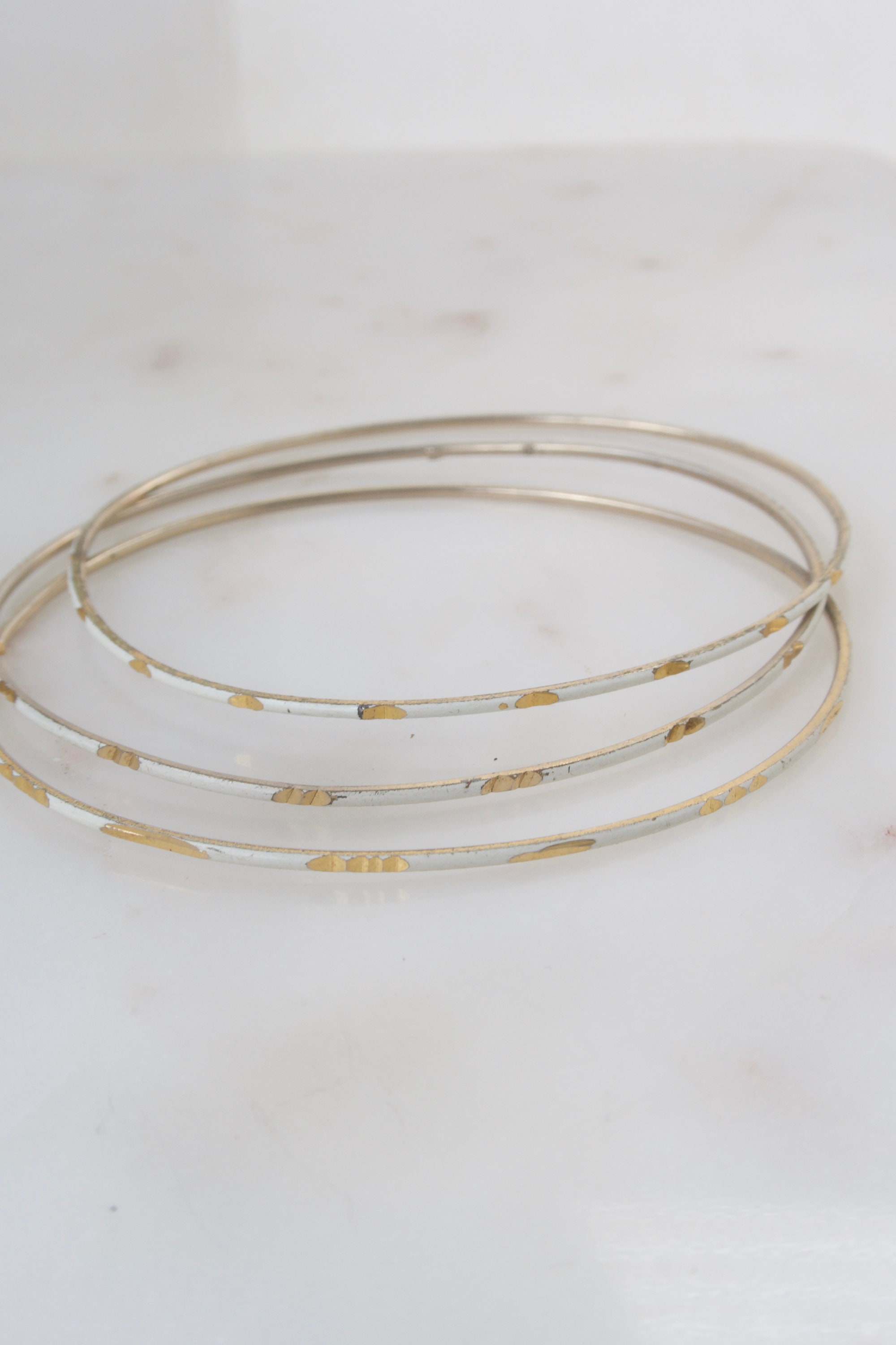 ヴィンテージ ホワイト エナメル バングル - Etsy 日本