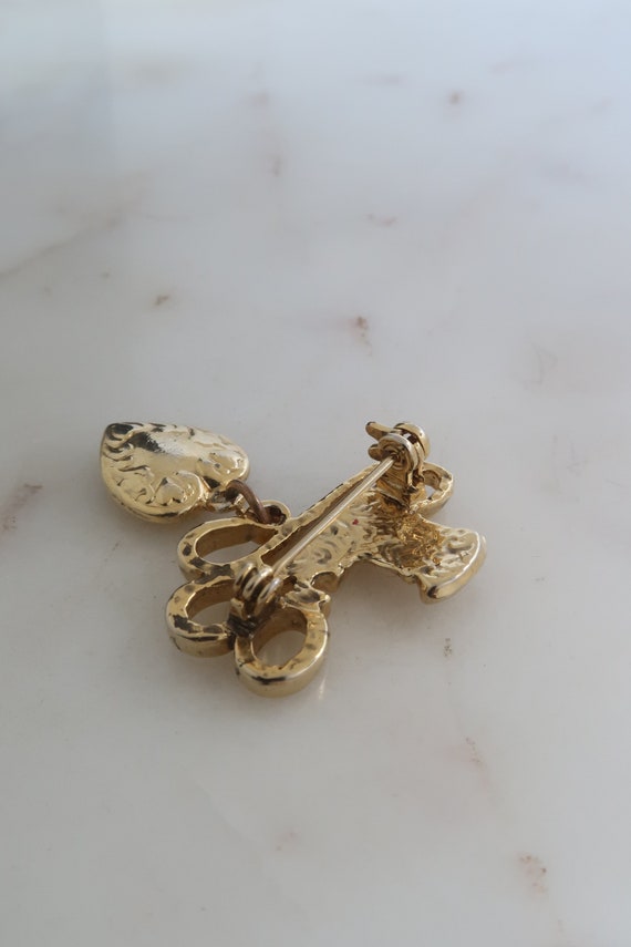 Vintage Gold Sewing Scissors Thread Brooch - image 6