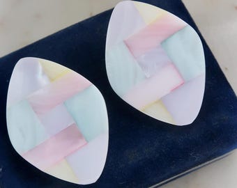 Vintage 1992 AVON Mother of Pearl Mosaic Pierced Earrings