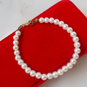 Vintage Faux Pearl Beaded Bracelet