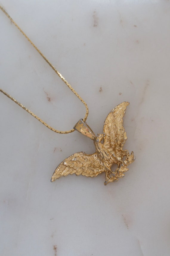 Vintage Gold Eagle Necklace - Eagle Pendant - Bir… - image 5