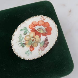 Vintage västtysk sockerbelagd blombrosch