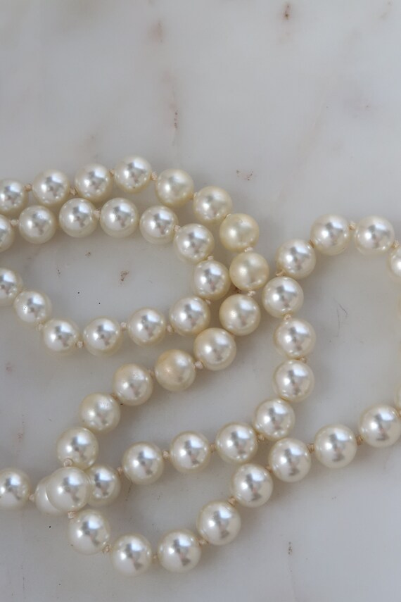 Vintage Pearl Beaded Necklace - image 3