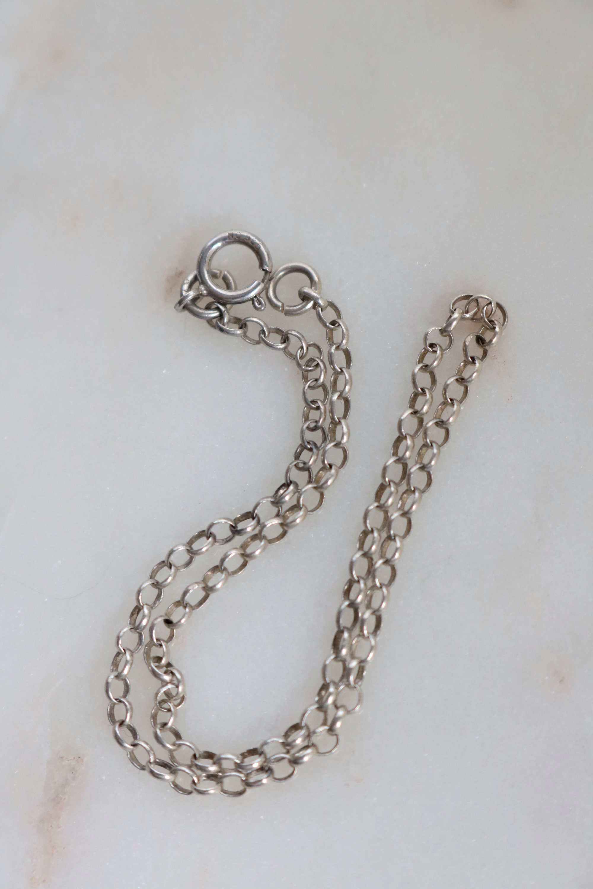 6.25”, vintage Sterling silver bracelet, 925 bold circle chain monogram  “MOJ”