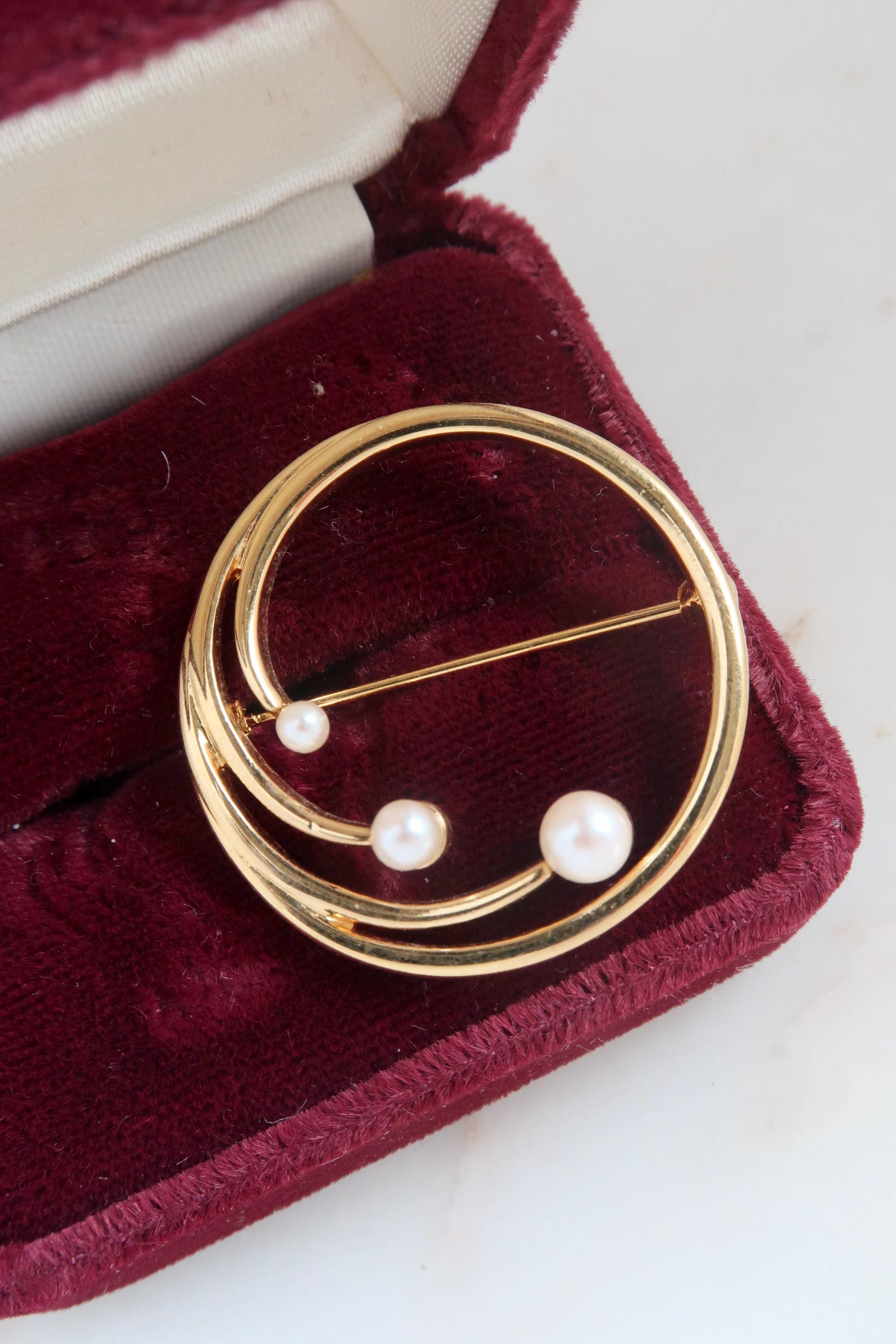 Monet pearl brooch - Etsy 日本