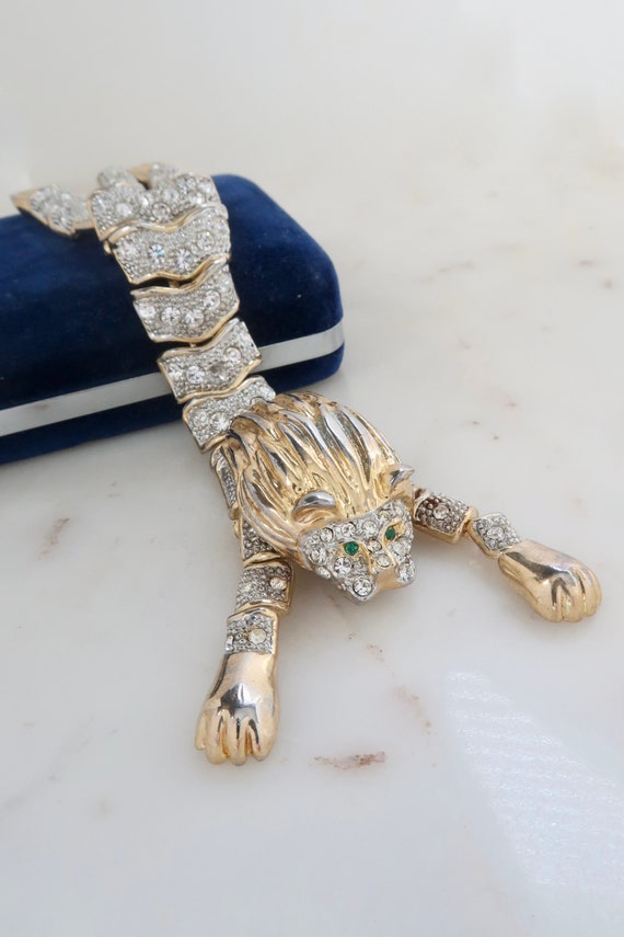 Vintage Large Lion Brooch Rhinestone Lion Pin Gol… - image 1