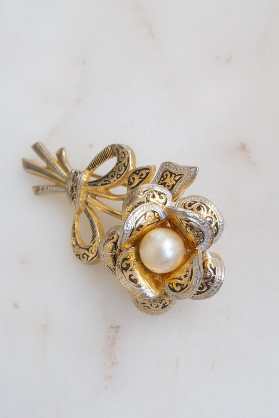 Vintage Damascene Flower Brooch Gold Flower Pin G… - image 4