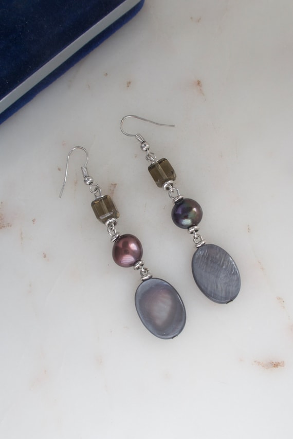 Vintage Freshwater Pearl & Mother of Pearl Dangle… - image 8