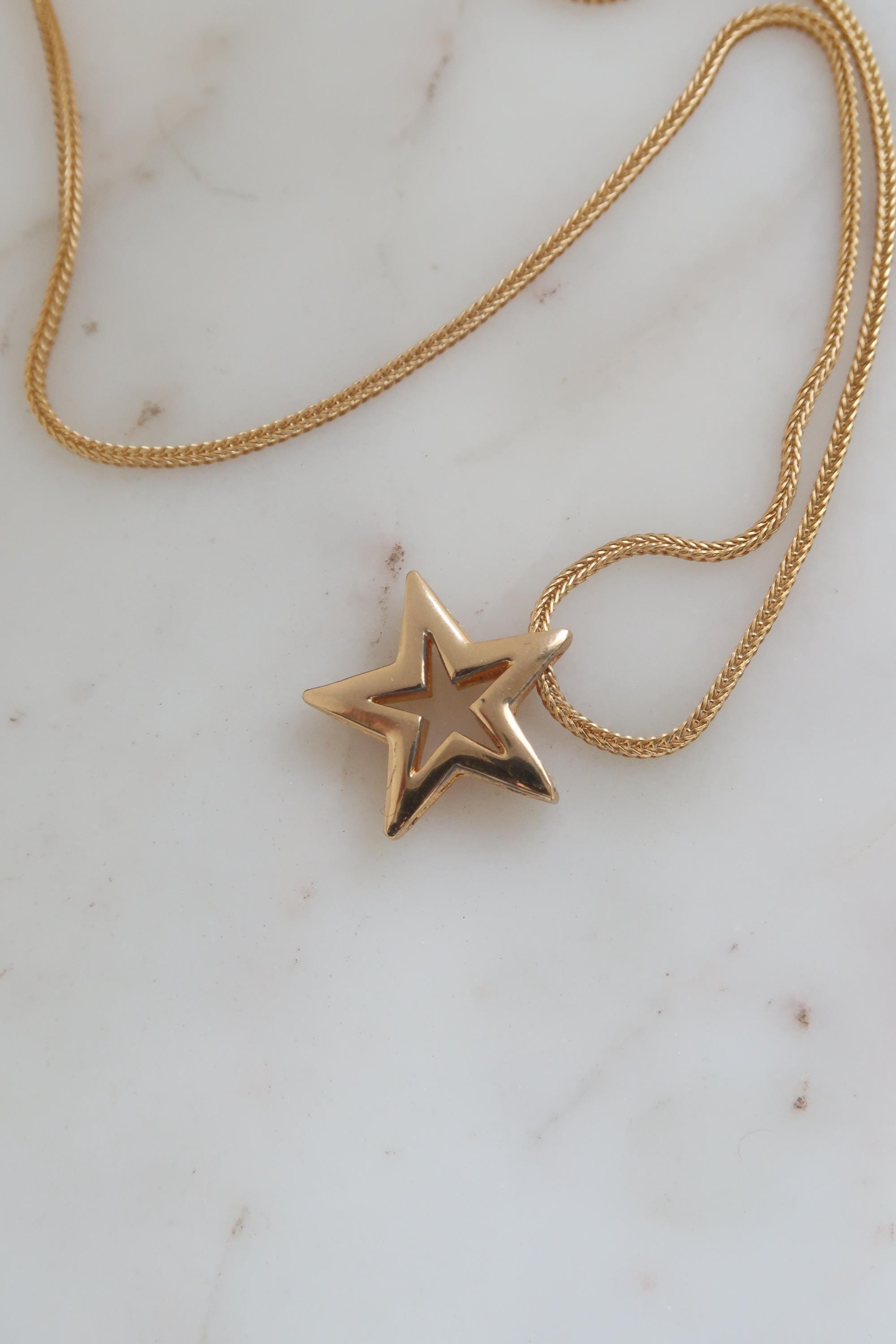 Vintage 1978 Artistry Tm Gold Star Pendant Necklace - Etsy Vintage 1978 Artistry Tm Gold Star Pendant Necklace - Etsy