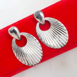 Vintage Oval Hoop Dangle Earrings