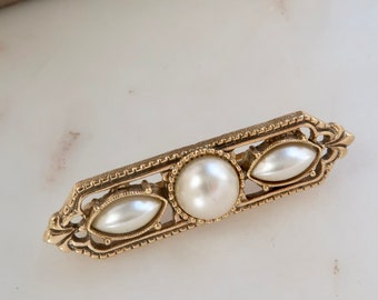 Vintage Gold Pearl Bar Brooch