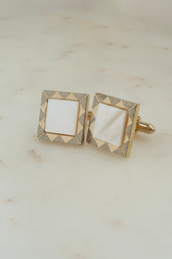 Vintage SWANK Mother of Pearl Cuff Links - Gold C… - image 3