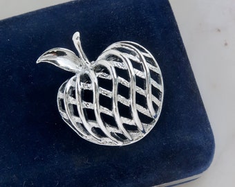 Vintage GERRY'S Silver Apple Brooch Fruit Apple Pin Apple Pendant Filigree Apple Pin