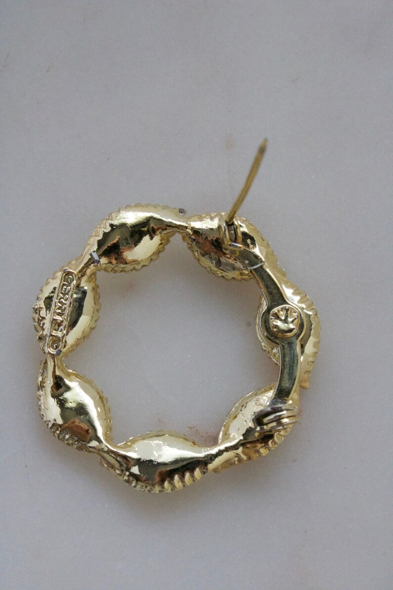 Vintage Gerry/'s Leaf Wreath Brooch