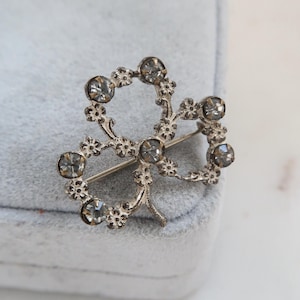 Vintage Three Leaf Clover Floral Silver Brooch