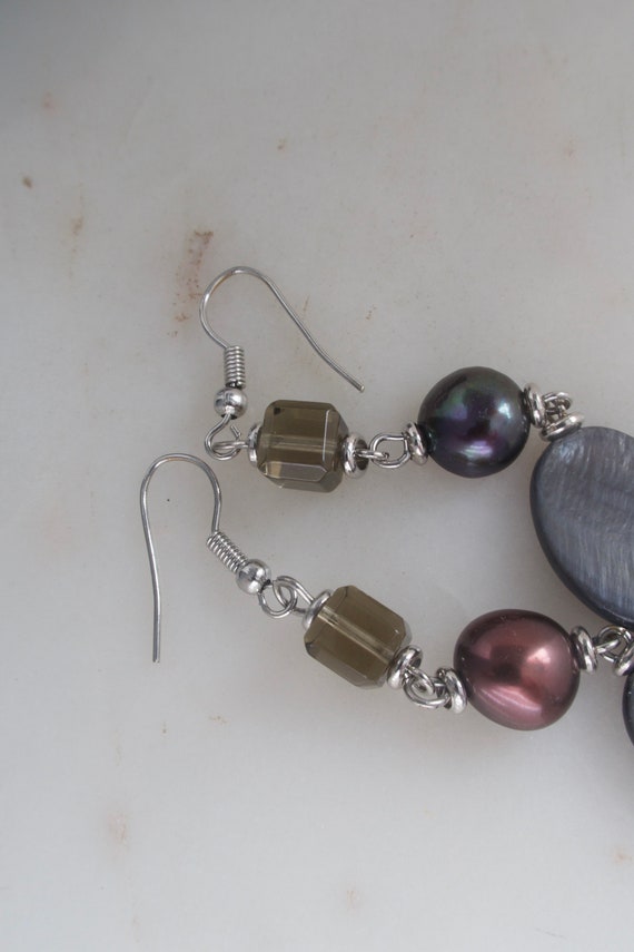 Vintage Freshwater Pearl & Mother of Pearl Dangle… - image 6