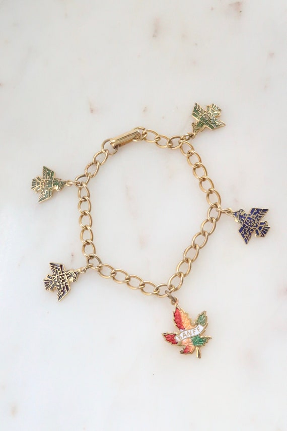 vintage canada charm bracelet Gem