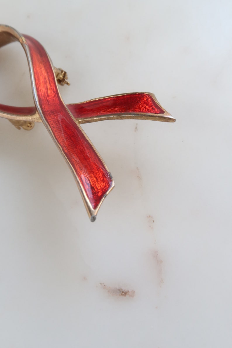 Red Ribbon Broche Vintage Red Enamel Breast Cancer Ribbon Brooch - Etsy