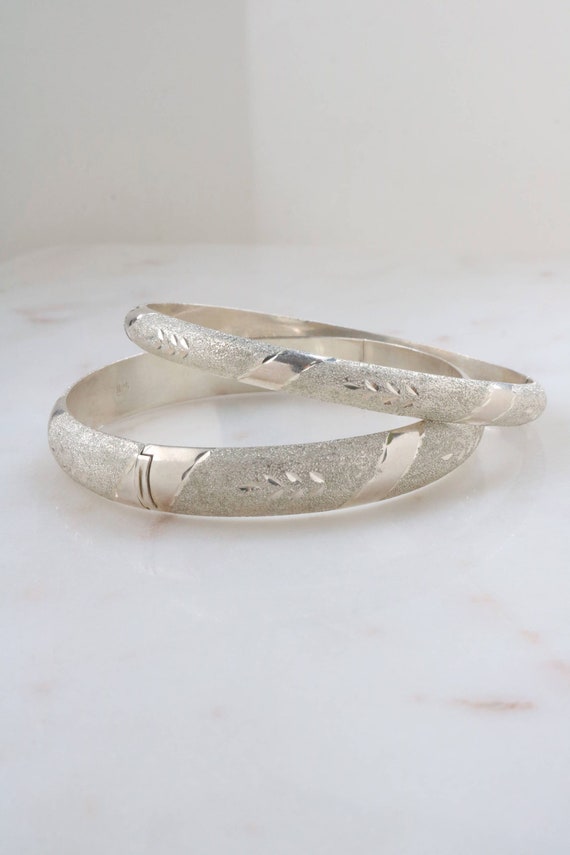 Vintage sterling silver bangles Gem