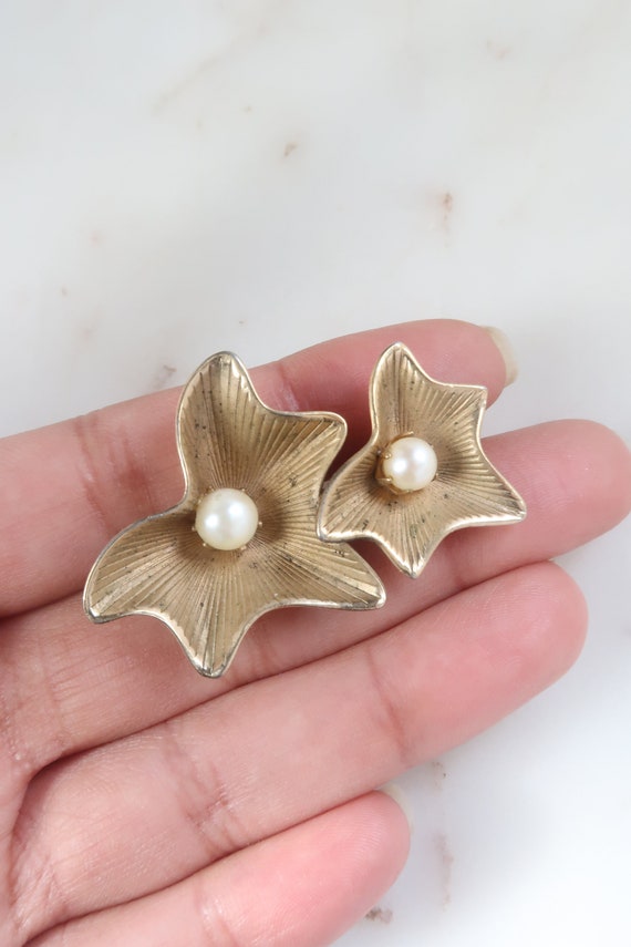 Vintage Gold Starfish Brooch - image 2