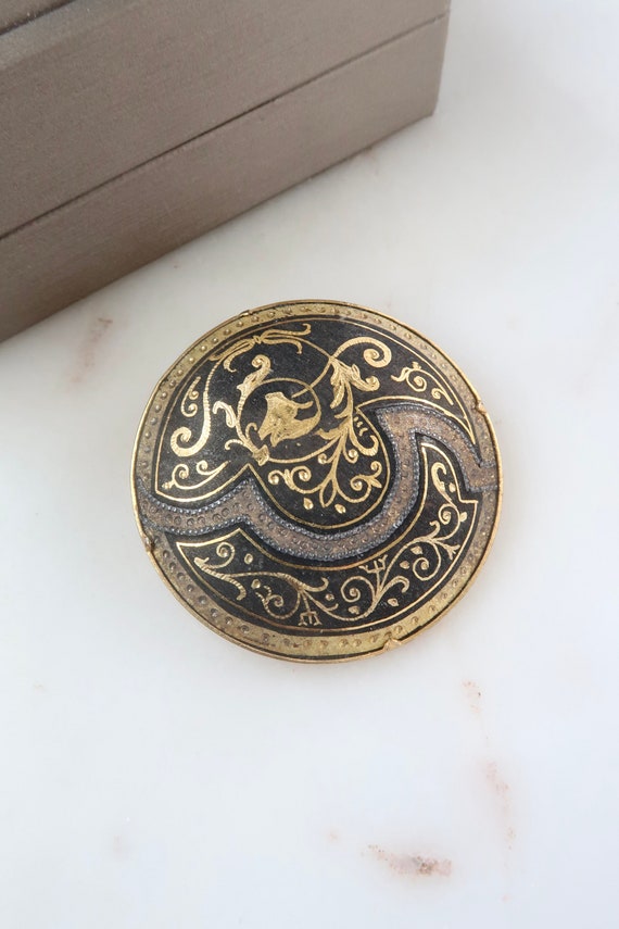 Vintage Spanish Damascene Gold Black Round Brooch