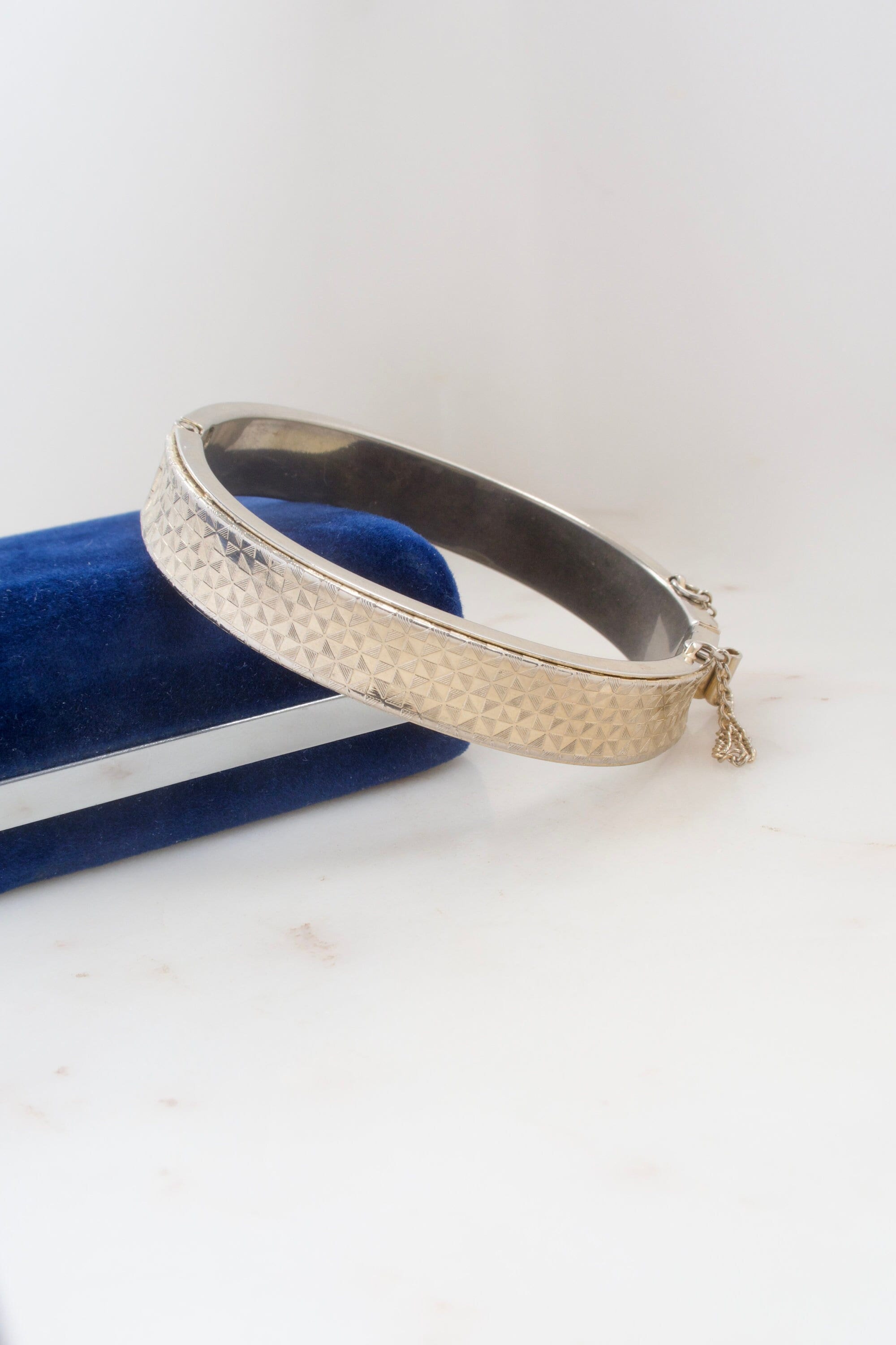 Vintage 1960s Gold Geometric Hinged Bangle Bracelet - Gift for Her 