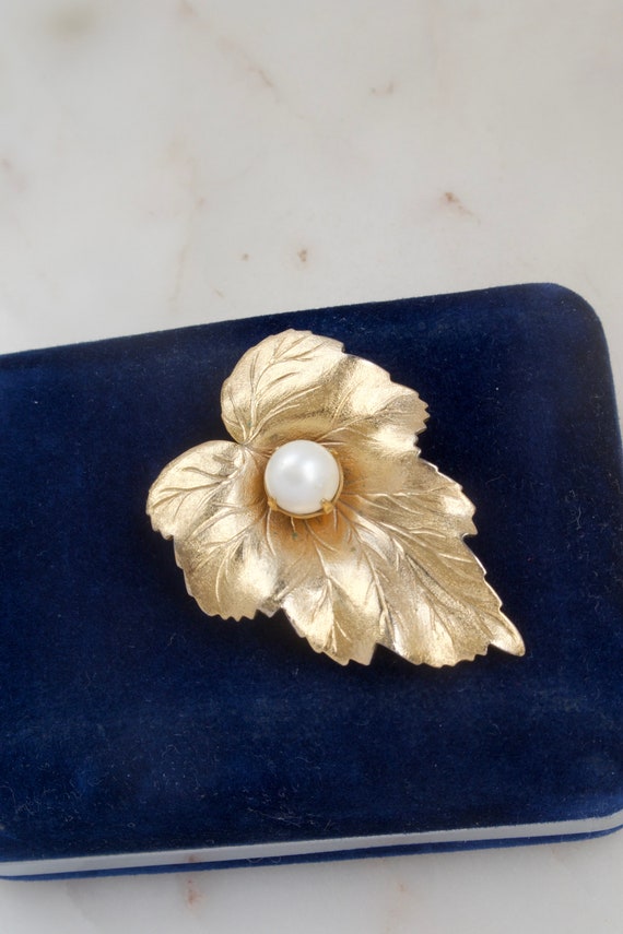 RESERVED FOR Lee!! Vintage Sarah Coventry Pearl L… - image 1