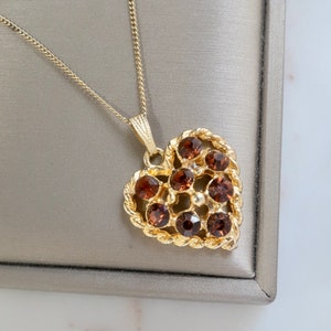 Collana vintage con cuore in strass