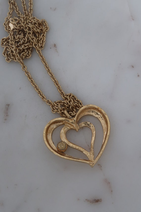 Vintage AVON Heart Pendant Necklace Double Heart … - image 8