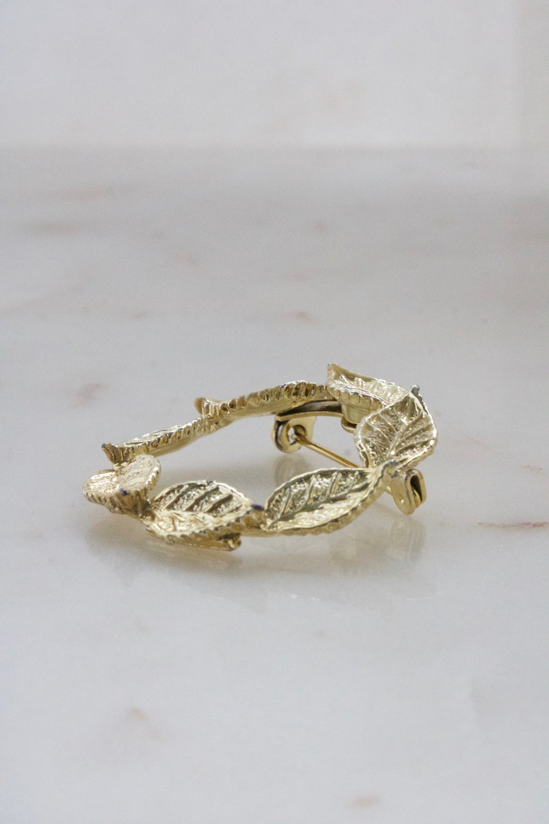 Vintage Gerry/'s Leaf Wreath Brooch