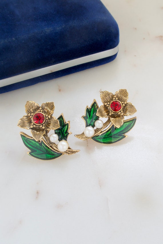 Vintage 1992 AVON Rich Christmas Pierced Earrings 