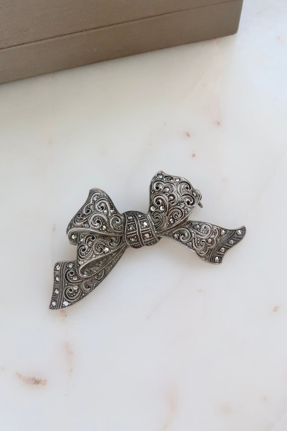 Vintage Silver Marcasite Ribbon Bow Brooch